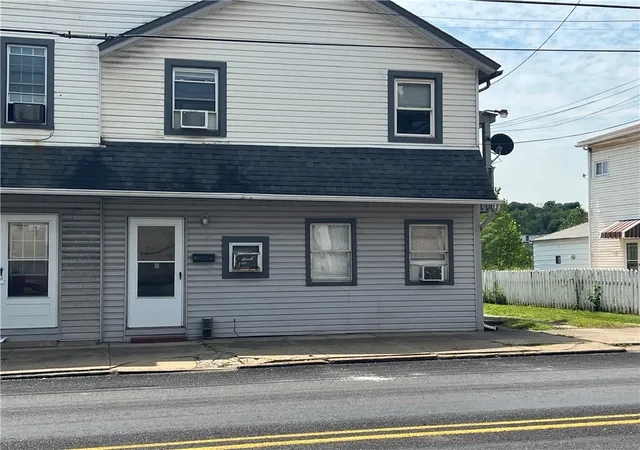 Photo 2 of Multi family home for sale at 2518 Walnut St, Mc Keesport, PA 15132 | MLS# 1767938 | Listing updated on 2026-09-26