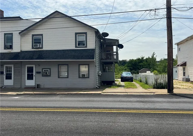 Photo 3 of Multi family home for sale at 2518 Walnut St, Mc Keesport, PA 15132 | MLS# 1767938 | Listing updated on 2026-09-26