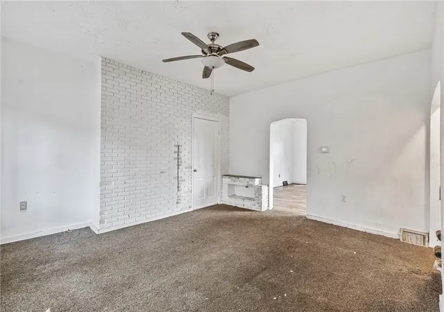 Photo 4 of Single family home for sale at 2112 Arlington Ave, Arlington, PA 15210 | MLS# 1767899 | Listing updated on 2026-08-04