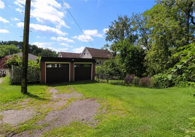 Photo 3 of Single family home for sale at 1303 Hancock St, N Braddock, PA 15104 | MLS# 1768305 | Listing updated on 2026-08-05