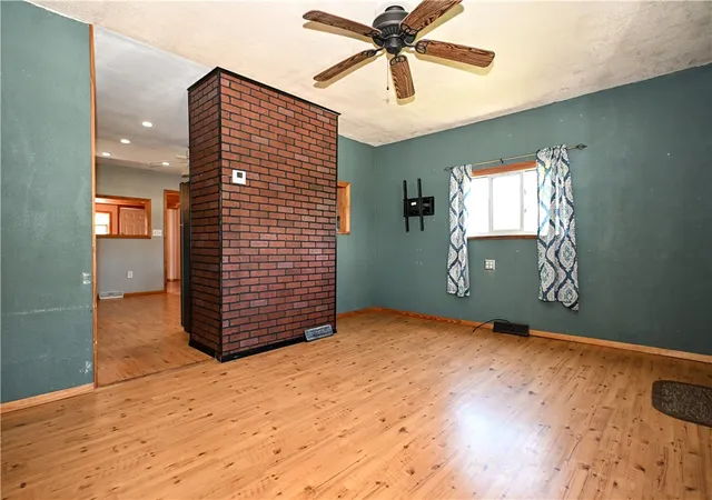 3rd image of 1329 Marelda Ave, Donora, PA 15033 | MLS# 1768314