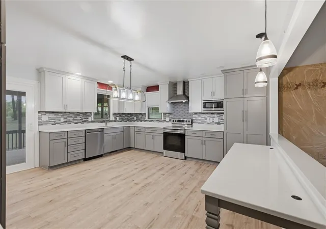 4th image of 108 Needham Dr, Middlesex Twp, PA 16059 | MLS# 1768140