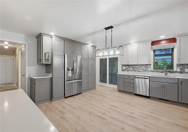 5th image of 108 Needham Dr, Middlesex Twp, PA 16059 | MLS# 1768140