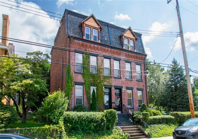 1st image of 1109 Island Ave, Manchester, PA 15212 | MLS# 1768389