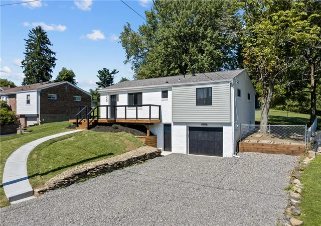Photo 3 of Single family home for sale at 335 Eighmy Rd, Plum Boro, PA 15239 | MLS# 1767906 | Listing updated on 2026-09-01