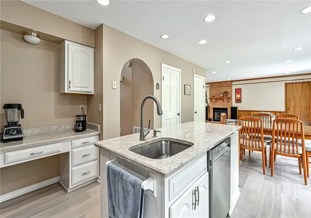 3rd image of 4847 Shamrogue Ct, Hampton, PA 15101 | MLS# 1766998