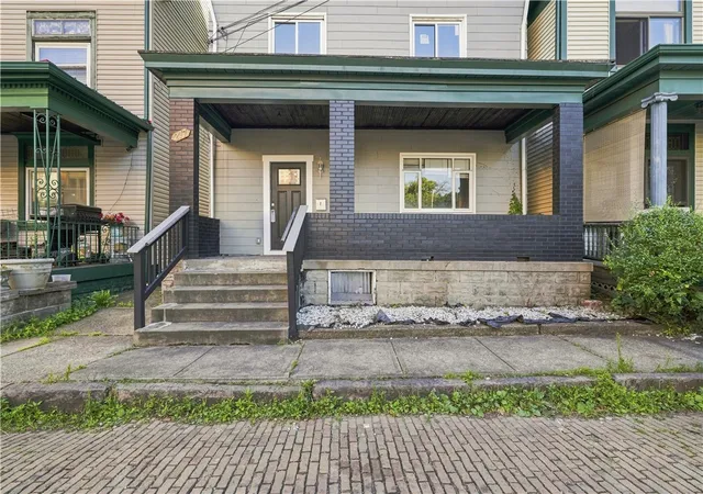 2nd image of 217 Linden Ave, Sharpsburg, PA 15215 | MLS# 1768417