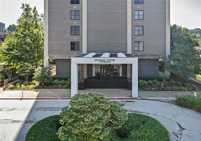5th image of 112 Washington Pl #18C, Downtown Pgh, PA 15219 | MLS# 1768409