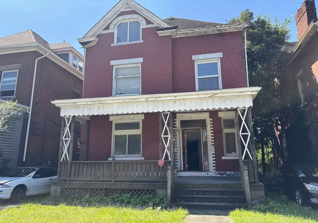Photo 1 of Single family home for sale at 422 Charles St, Sheraden, PA 15210 | MLS# 1768496 | Listing updated on 2026-08-05