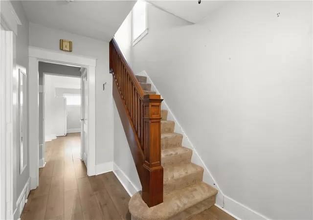 Photo 4 of Single family home for sale at 401 Lorenz Ave, Elliott, PA 15220 | MLS# 1768495 | Listing updated on 2026-08-05
