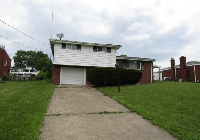 4th image of 403 Oak Ave, Elizabeth Twp/boro, PA 15037 | MLS# 1768259
