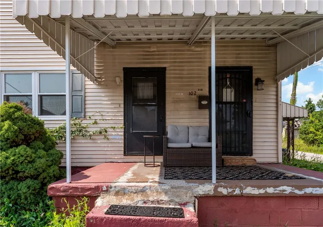 2nd image of 102 Stewart Ave, Carrick, PA 15227 | MLS# 1768401
