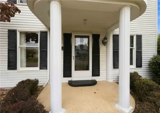 Photo 3 of Single family home for sale at 10232 Lavonne Dr, North Huntingdon, PA 15642 | MLS# 1768348 | Listing updated on 2026-10-06