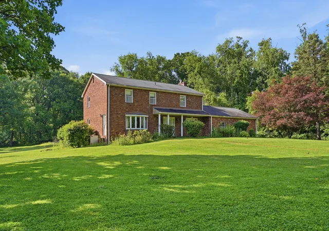 2nd image of 1 Apple Street, Monroeville, PA 15146 | MLS# 1768551