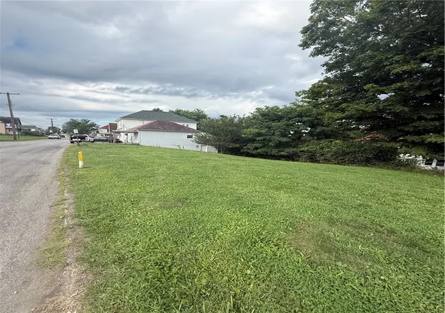 9th image of 115 Highland Ave, West Alexander, PA 15376 | MLS# 1768387
