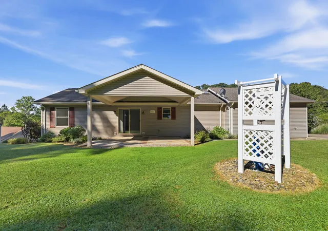 5th image of 195 Browns Hill Rd, Middlesex Twp, PA 16059 | MLS# 1768559