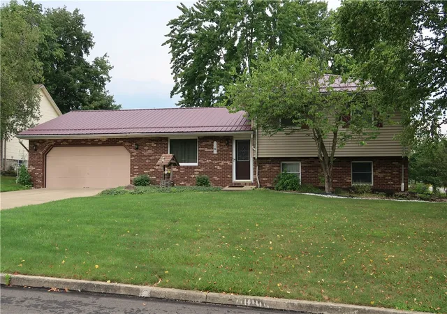 1st image of 1505 Monticello Ave, Hermitage, PA 16148 | MLS# 1768443
