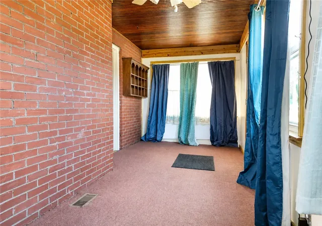 Photo 3 of Sale Pending at 14 Woodrow St, Twp Of But Sw, PA 16045 | MLS# 1768522 | Listing updated on 2026-08-31