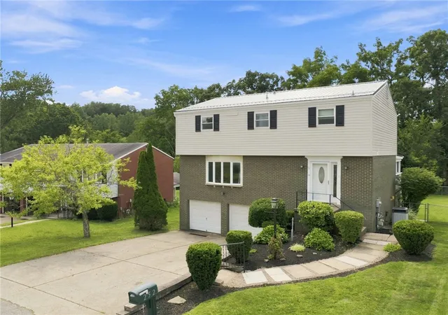 Photo 32 of Single family home for sale at 252 Boyce Park Dr, Plum Boro, PA 15239 | MLS# 1768164 | Listing updated on 2026-08-31