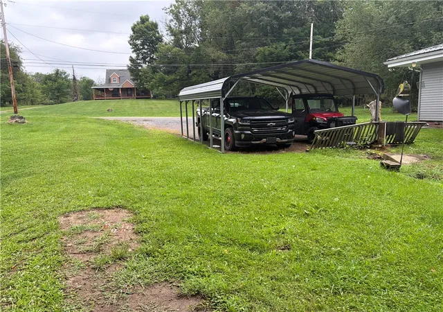 Photo 3 of Single family home for sale at 2301 Graceland Rd, Neshannock Twp, PA 16105 | MLS# 1769012 | Listing updated on 2026-09-01