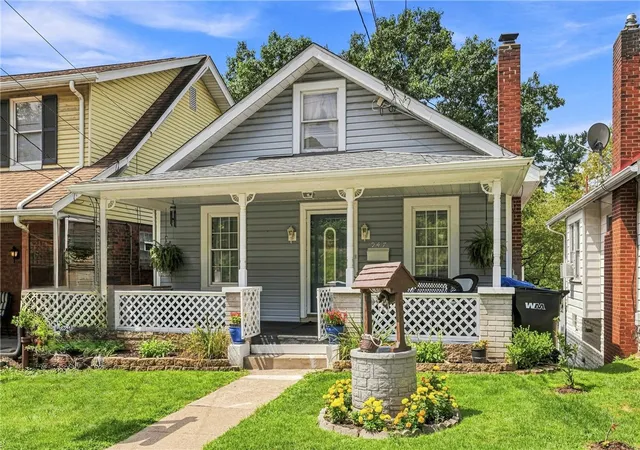 Photo 2 of Single family home for sale at 947 Center Ave, West View, PA 15229 | MLS# 1768855 | Listing updated on 2026-10-02