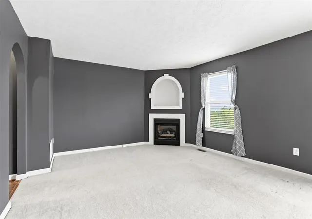 Photo 3 of Townhouse for sale at 121 Scenic Hl Dr, Carnegie, PA 15106 | MLS# 1769615 | Listing updated on 2026-09-01
