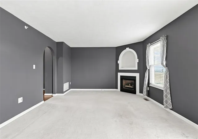 Photo 5 of Townhouse for sale at 121 Scenic Hl Dr, Carnegie, PA 15106 | MLS# 1769615 | Listing updated on 2026-09-01
