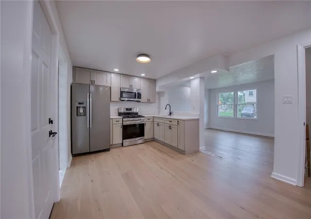 Photo 3 of Townhouse for sale at 442 Enright Ct, East Liberty, PA 15206 | MLS# 1769653 | Listing updated on 2026-09-25