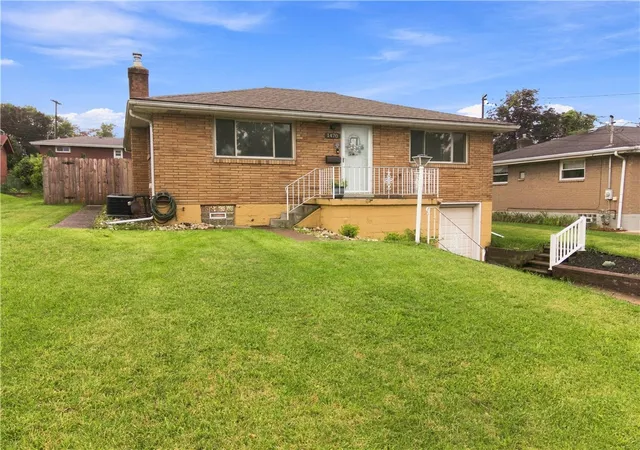 Photo 2 of Single family home for sale at 1470 Madden Dr, Monroeville, PA 15146 | MLS# 1769427 | Listing updated on 2026-10-04
