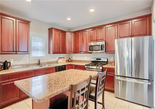 Photo 3 of Single family home for sale at 109 Bucktail Dr, Cranberry Twp, PA 16066 | MLS# 1769134 | Listing updated on 2026-10-05