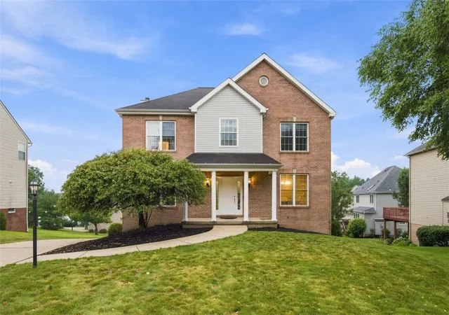 Photo 1 of Single family home for sale at 1915 Markley Dr, Franklin Park, PA 15143 | MLS# 1769781 | Listing updated on 2026-08-31