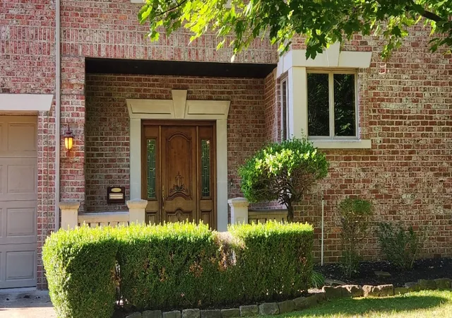 Photo 4 of Single family home for sale at 650 Washington Ave, Ellwood City, PA 16117 | MLS# 1769938 | Listing updated on 2026-09-28