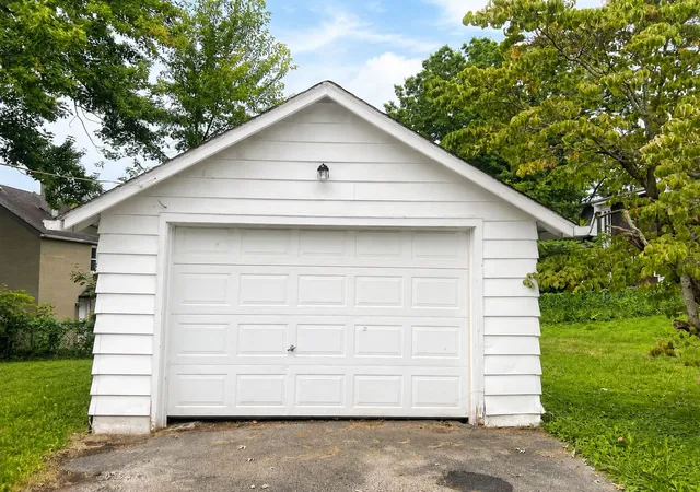 Photo 10 of Single family home for sale at 1303 Highland Ave, New Castle, PA 16101 | MLS# 1769992 | Listing updated on 2026-08-31