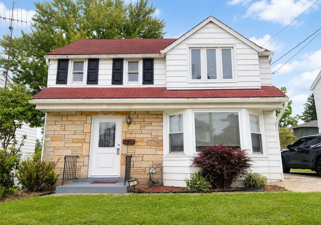 Photo 1 of Single family home for sale at 1303 Highland Ave, New Castle, PA 16101 | MLS# 1769992 | Listing updated on 2026-08-31