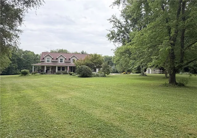 Photo 2 of Single family home for sale at 346 Brownsdale Rd, Penn Twp, PA 16002 | MLS# 1770072 | Listing updated on 2026-09-01