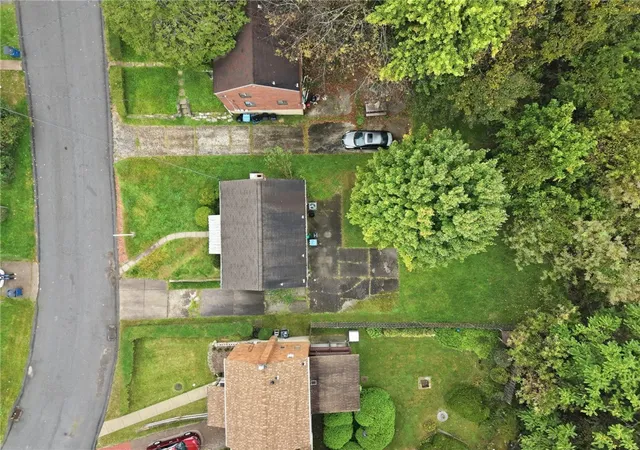 Photo 3 of Sale Pending at 7 Frankwood Rd, Penn Hills, PA 15235 | MLS# 1770437 | Listing updated on 2026-10-28