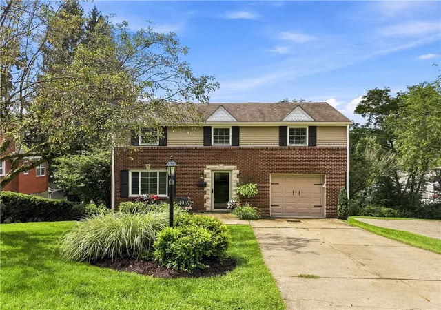 Photo 1 of Single family home for sale at 4916 Plymouth Rd, Whitehall, PA 15227 | MLS# 1770142 | Listing updated on 2026-08-31
