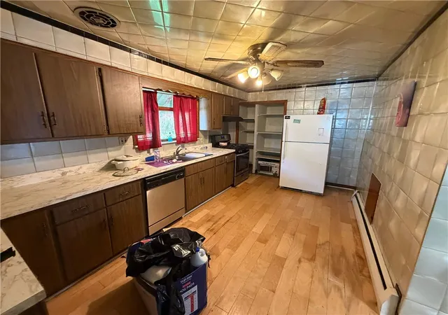 Photo 4 of House for sale at 437 Ohio Ave, Glassport, PA 15045 | MLS# 1772207 | Listing updated on 2026-08-31