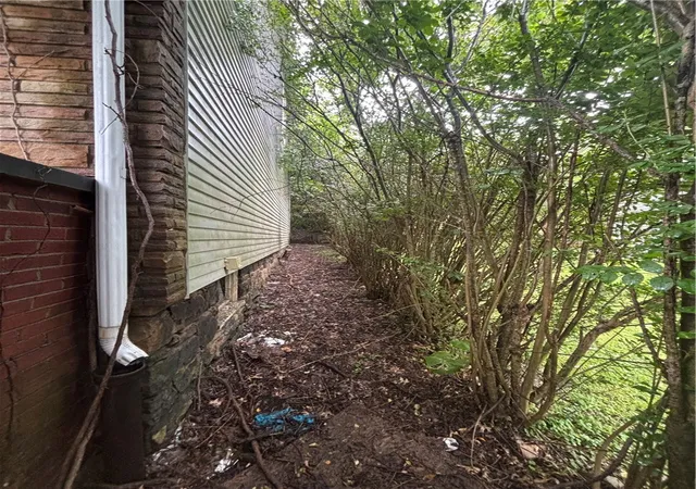 Photo 2 of Single family home for sale at 1134 Fabyan St, Spring Hill, PA 15212 | MLS# 1772216 | Listing updated on 2026-08-31