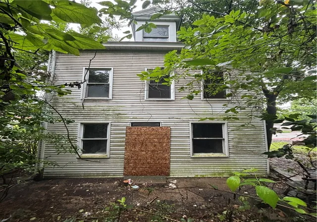 Photo 3 of Single family home for sale at 1134 Fabyan St, Spring Hill, PA 15212 | MLS# 1772216 | Listing updated on 2026-08-31
