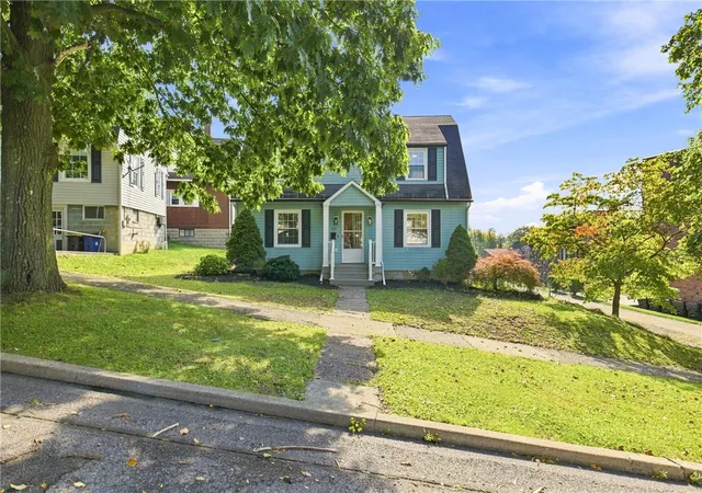 Photo 2 of Single family home for sale at 308 Thoburn St, Westmont Hilltop School District, PA 15905 | MLS# 1772224 | Listing updated on 2026-08-31