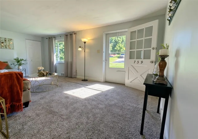 Photo 3 of Single family home for sale at 739 Darlington St, Carnegie, PA 15106 | MLS# 1772214 | Listing updated on 2026-10-04
