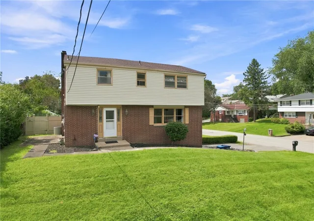 Photo 2 of Single family home for sale at 102 Greylock Dr, Penn Hills, PA 15235 | MLS# 1771540 | Listing updated on 2026-08-31