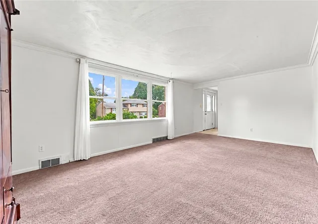 Photo 4 of Single family home for sale at 102 Greylock Dr, Penn Hills, PA 15235 | MLS# 1771540 | Listing updated on 2026-09-22