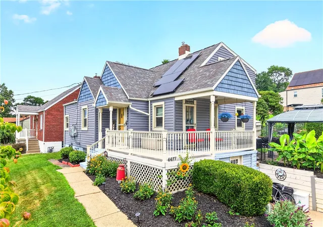 Photo 3 of Single family home for sale at 4427 Elizabeth St, West Mifflin, PA 15122 | MLS# 1772264 | Listing updated on 2026-08-31