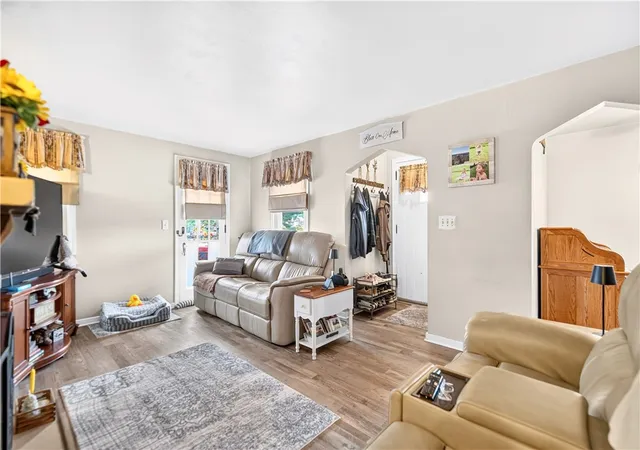 Photo 4 of Single family home for sale at 4427 Elizabeth St, West Mifflin, PA 15122 | MLS# 1772264 | Listing updated on 2026-08-31