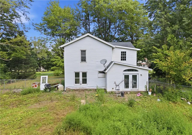 Photo 3 of Single family home for sale at 185 N Hassel Rd, Jefferson Twp, PA 16150 | MLS# 1772239 | Listing updated on 2026-09-01