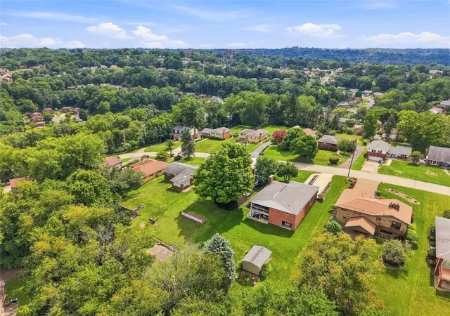 Photo 39 of Single family home for sale at 139 Maryland Dr, Carnegie, PA 15106 | MLS# 1771918 | Listing updated on 2026-09-01