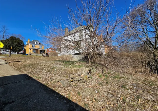 Photo 3 of Land for sale at 1329 Rockland Ave, Beechview, PA 15216 | MLS# 1772338 | Listing updated on 2026-08-31