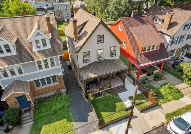 Photo 4 of House for sale at 6336 Phillips Ave, Squirrel Hill, PA 15217 | MLS# 1771960 | Listing updated on 2026-08-31